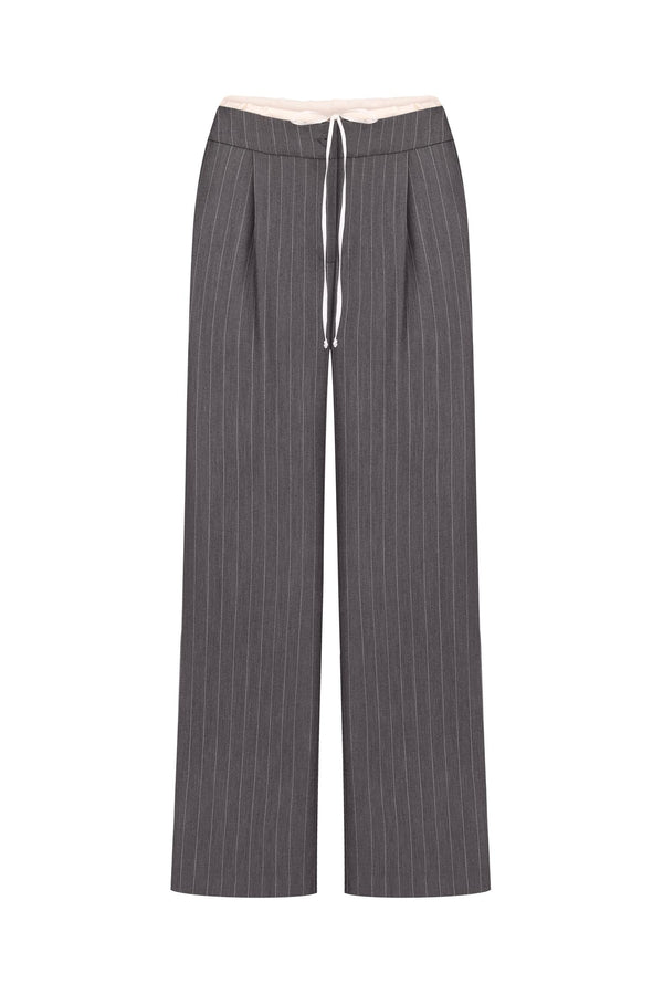 костюм LINED сірий в смужку